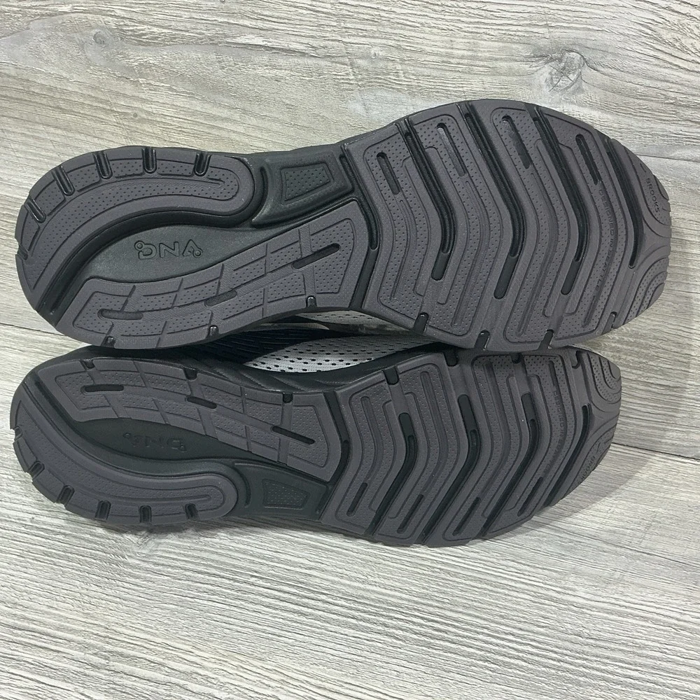 Brooks Anthem 6 Mens Running Shoes Sneakers Grey Black 1104141D085 Size 15 D